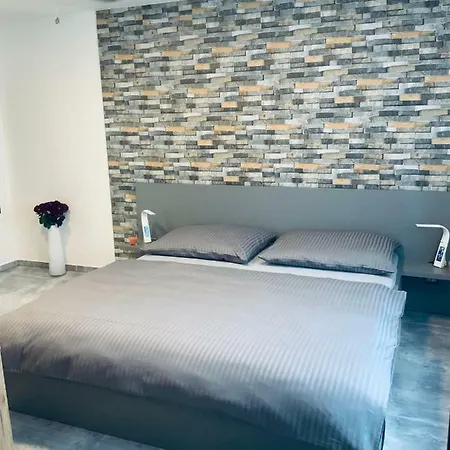 V Zátiší Pensión